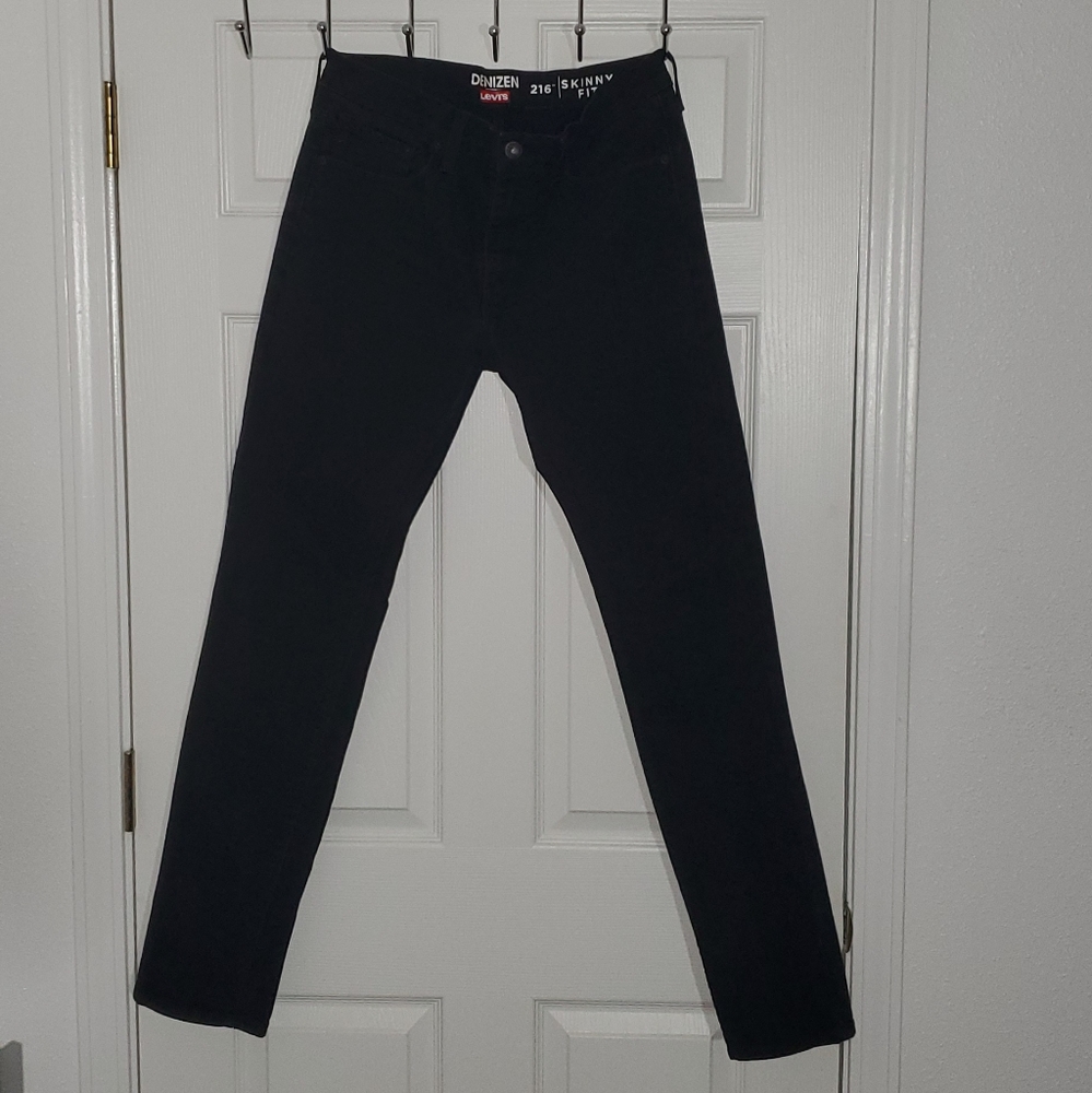 Denizen from Levi's 216 Skinny Fit Jeans.